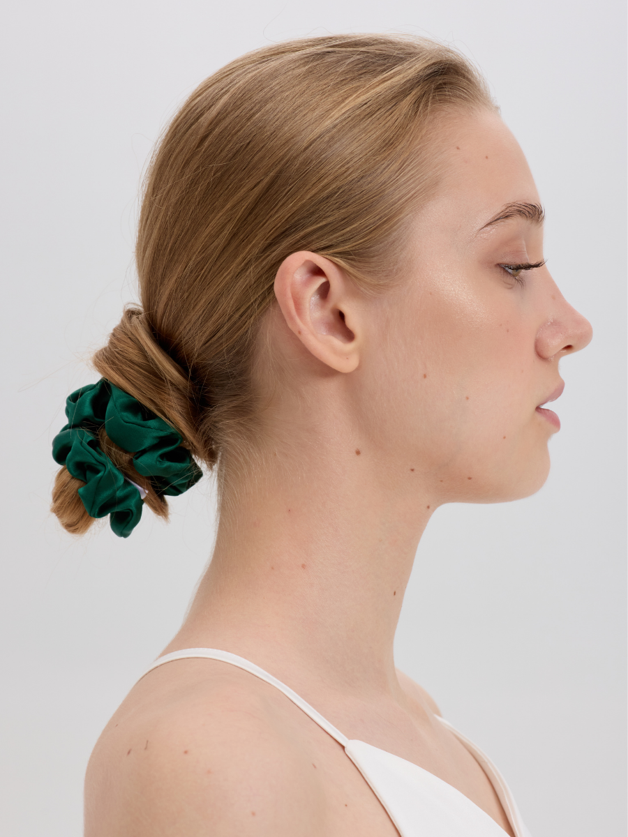 3cm Emerald Silk Scrunchie