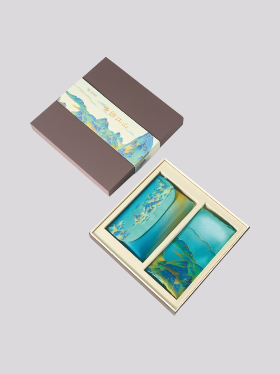 “A Thousand Miles of Rivers and Mountains” Silk Scarf & Eye Mask Gift Set